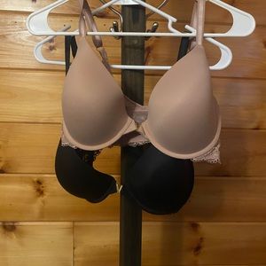 Lot of 2 Victoria Secret Bra 38D